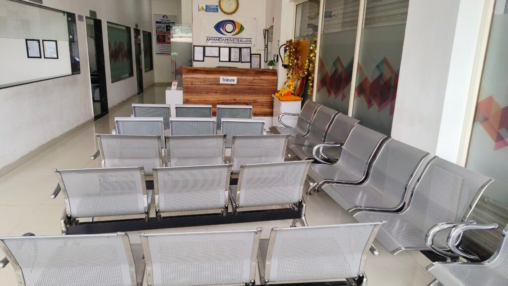 Waiting Lounge | Anandam Netralaya - Shajapur Branch
